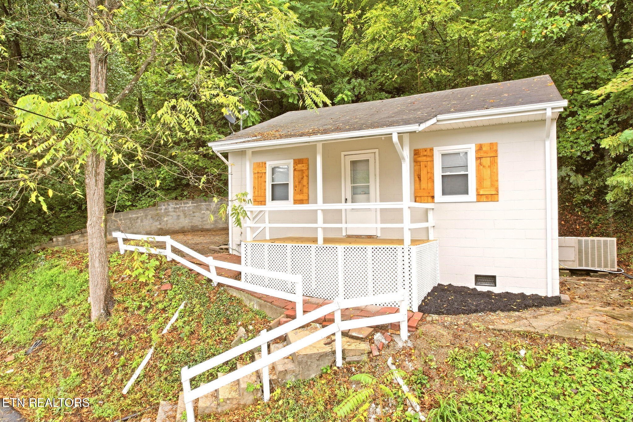 517 Cherry St, LaFollette