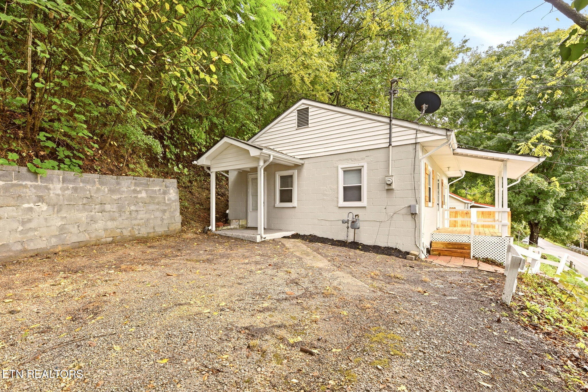517 Cherry St, LaFollette