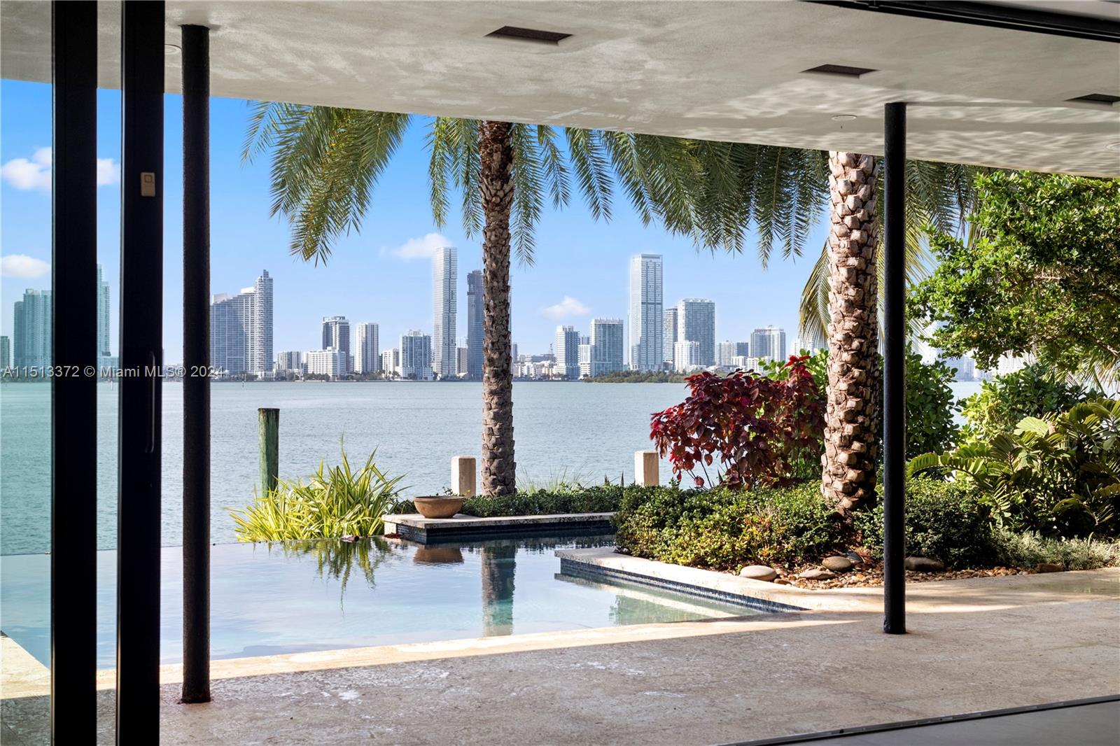 250 W San Marino Dr