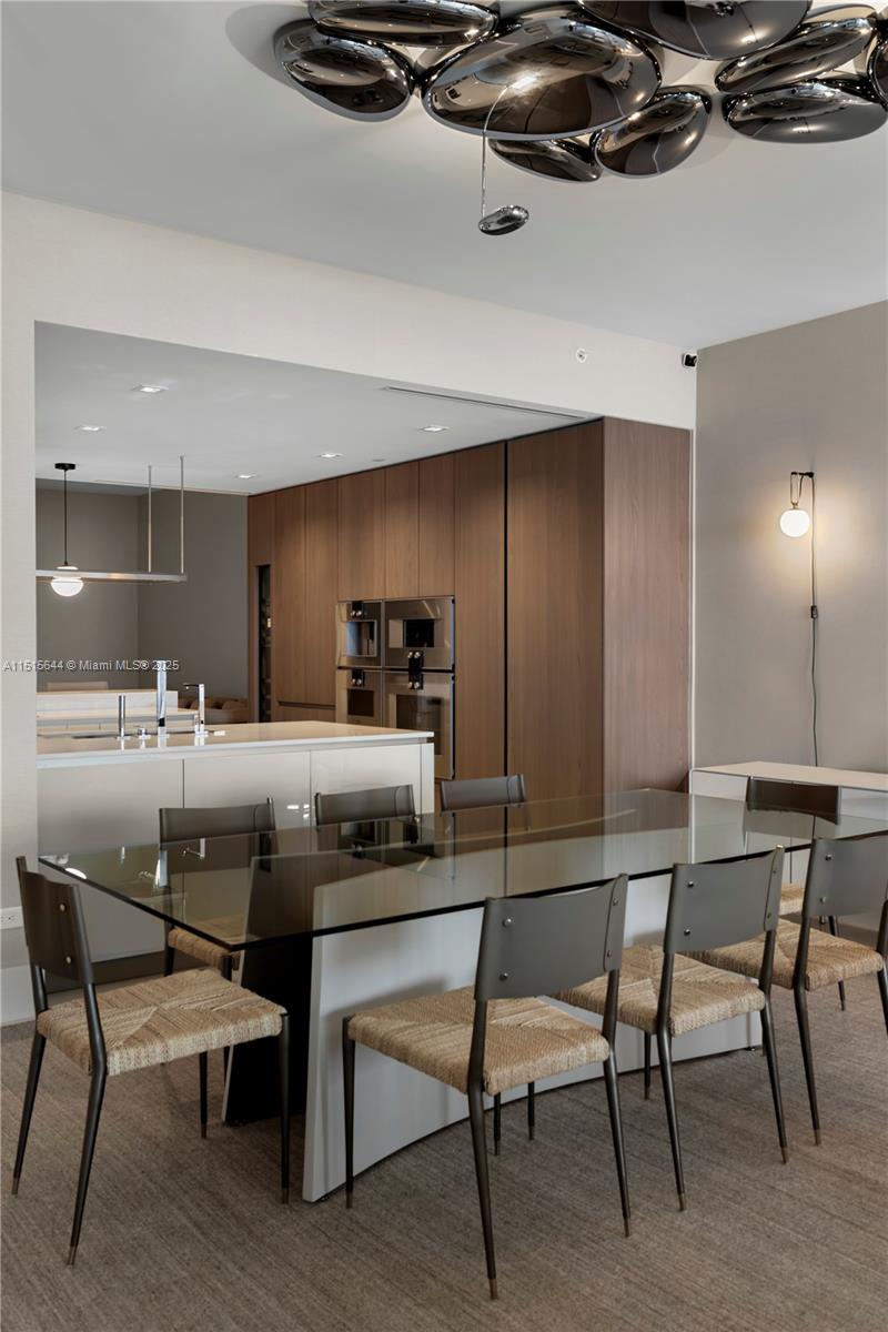 18501 Collins Ave # 1003