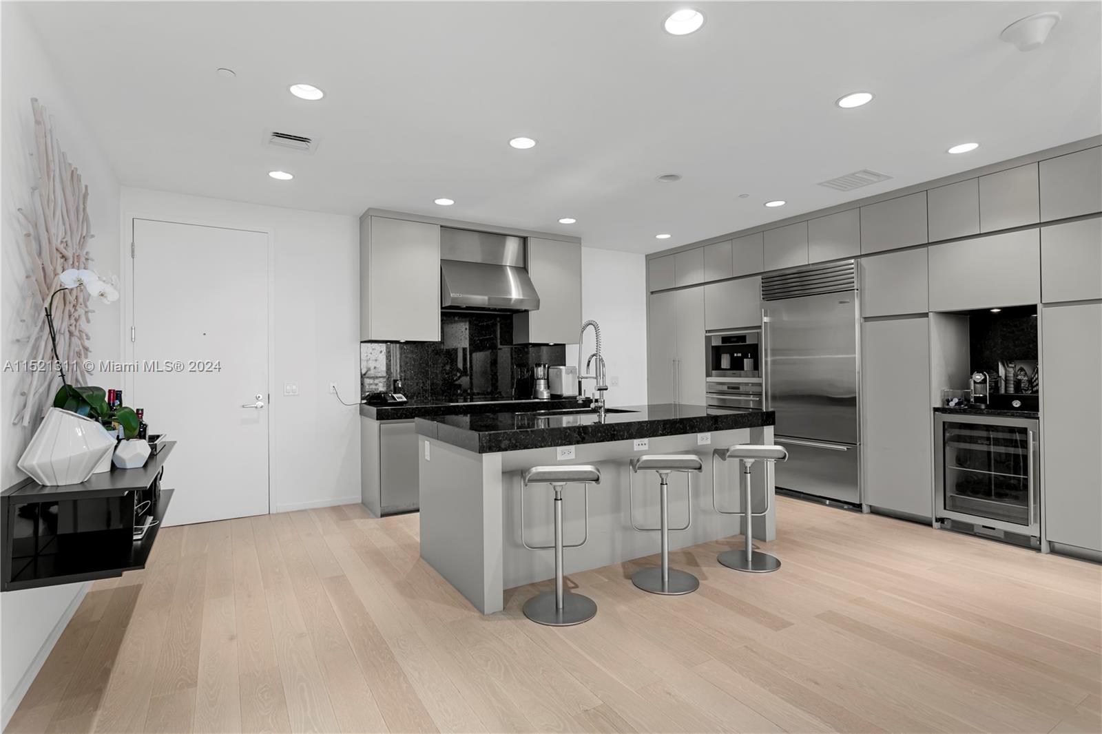 9705 Collins Ave # 805N