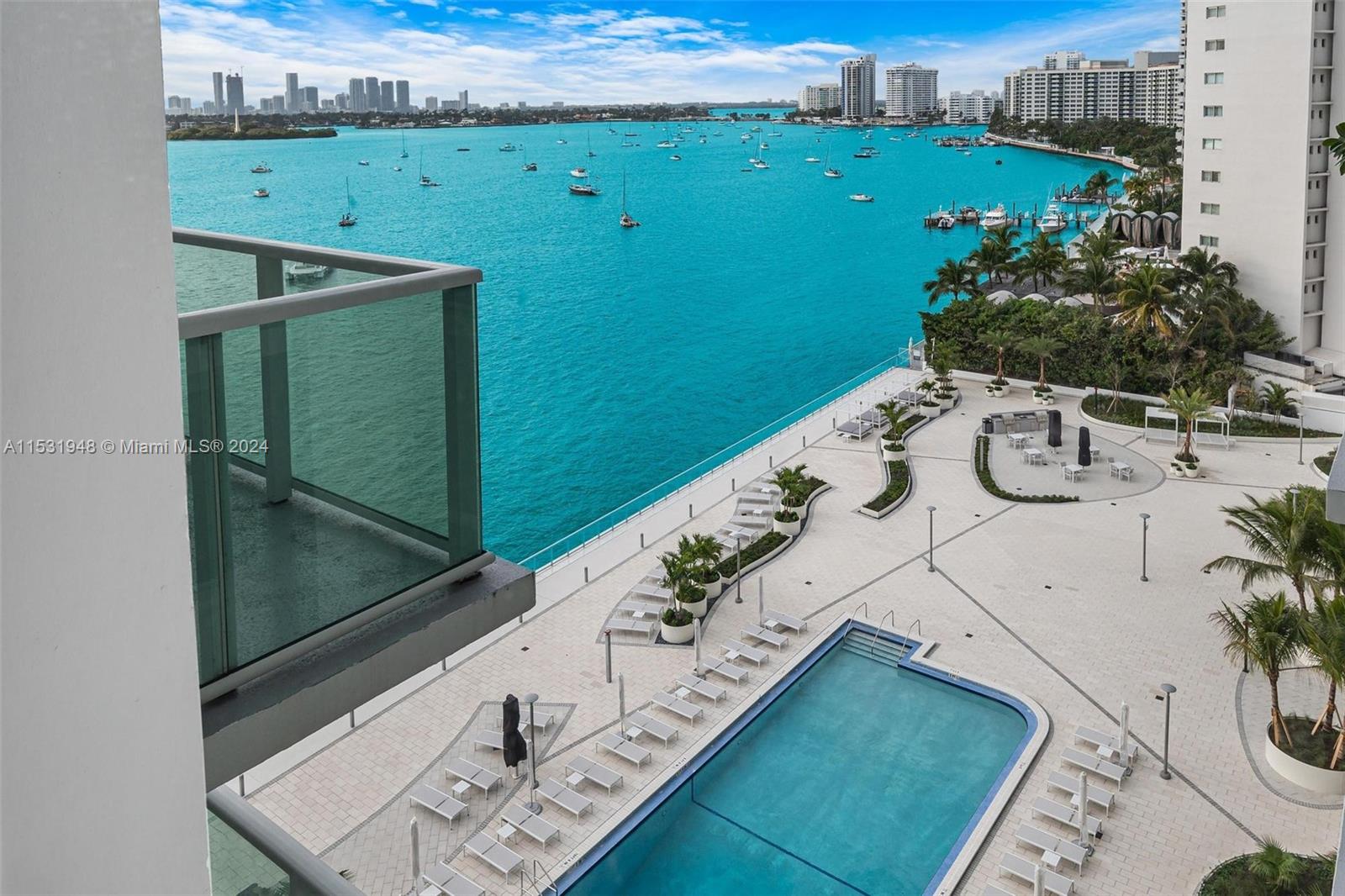 1000 West Ave # 922