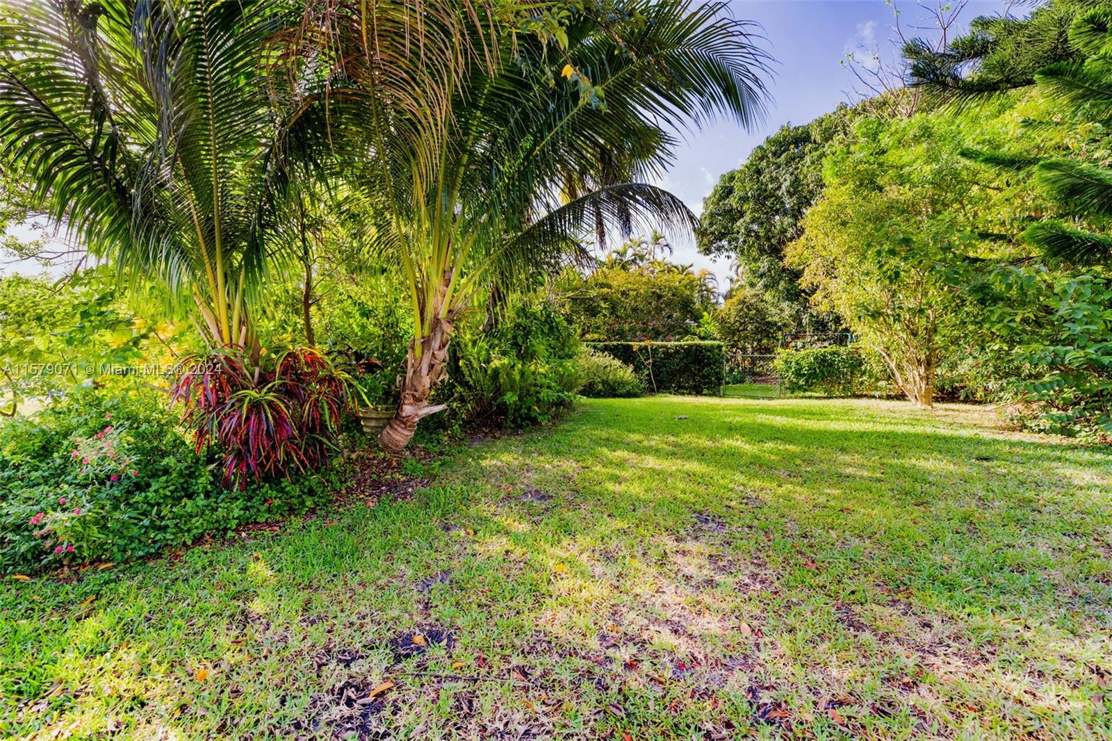 15650 SW 88th Ave