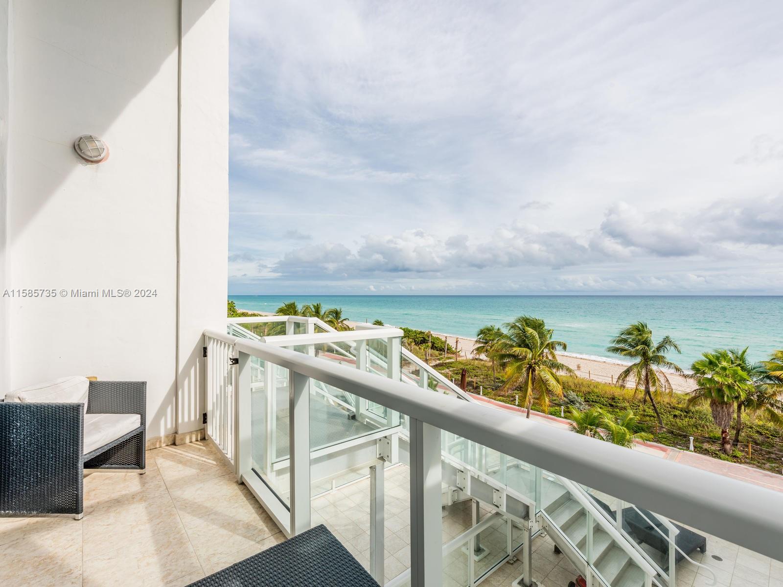 5445 Collins Ave # 812