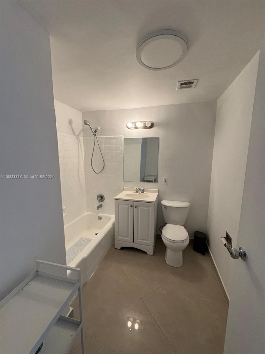 1250 West Ave # 14K