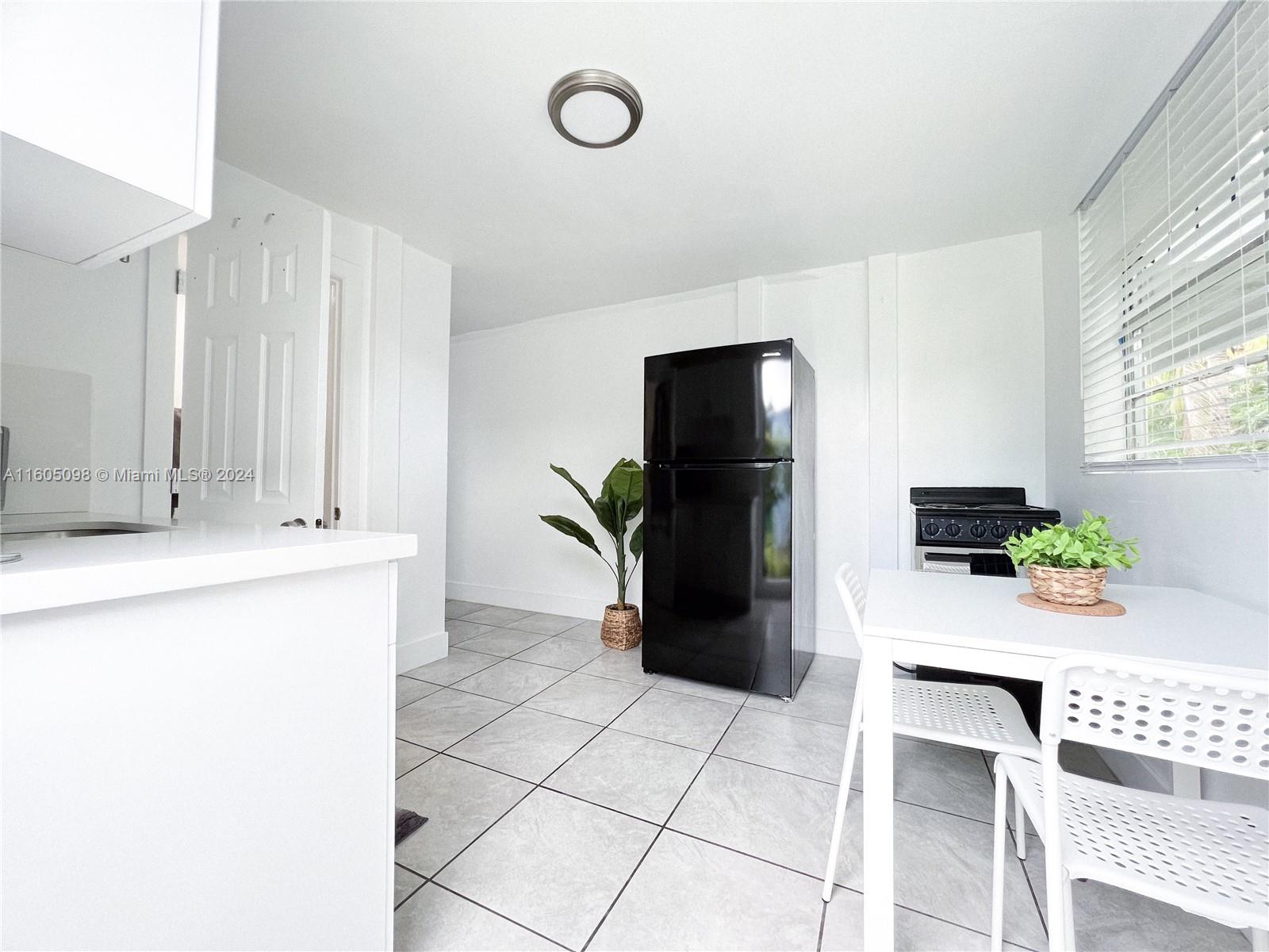 5010 NW 2nd Ave # 5
