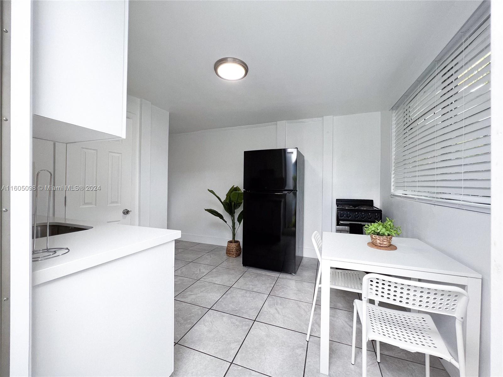 5010 NW 2nd Ave # 5