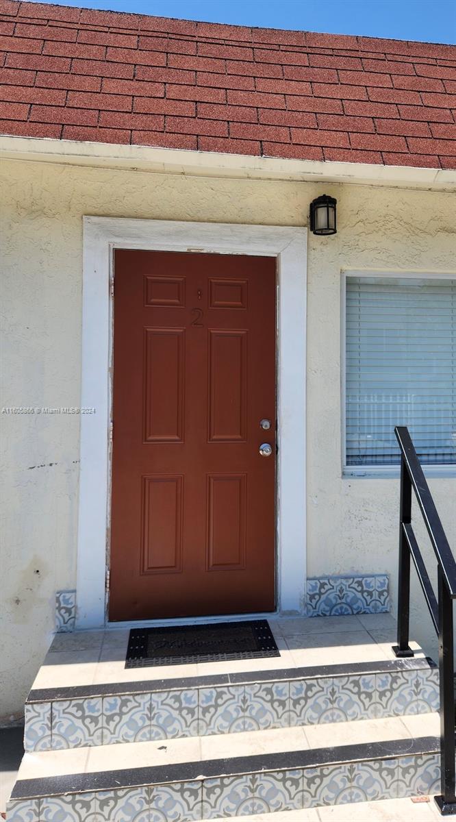 1825 SW 4th St Unit: East