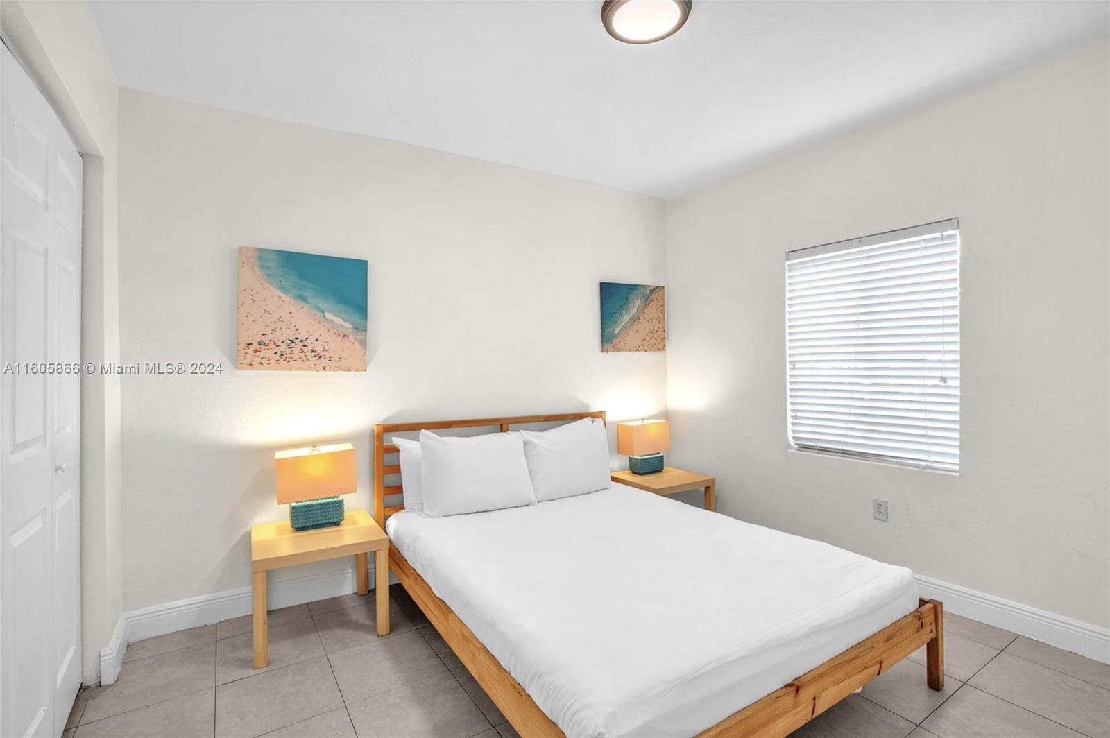 1825 SW 4th St Unit: East