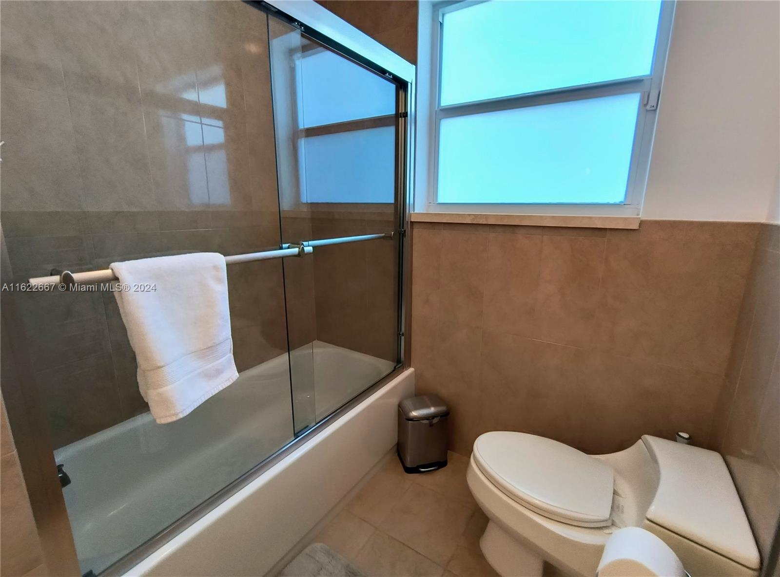 7611 Miami View Dr