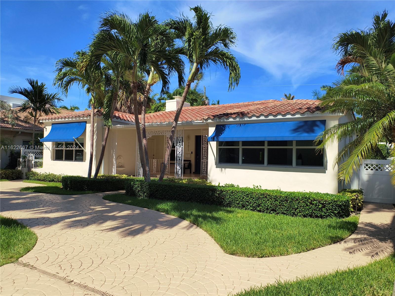 7611 Miami View Dr