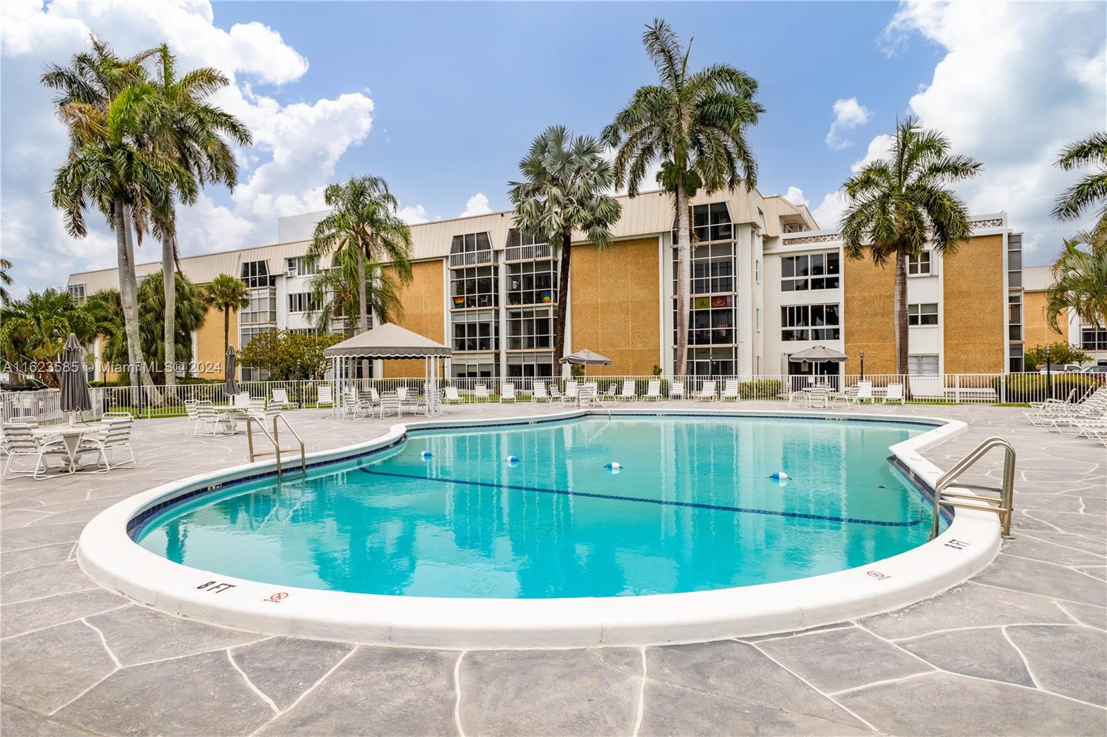 2970 NE 16th Ave # 305