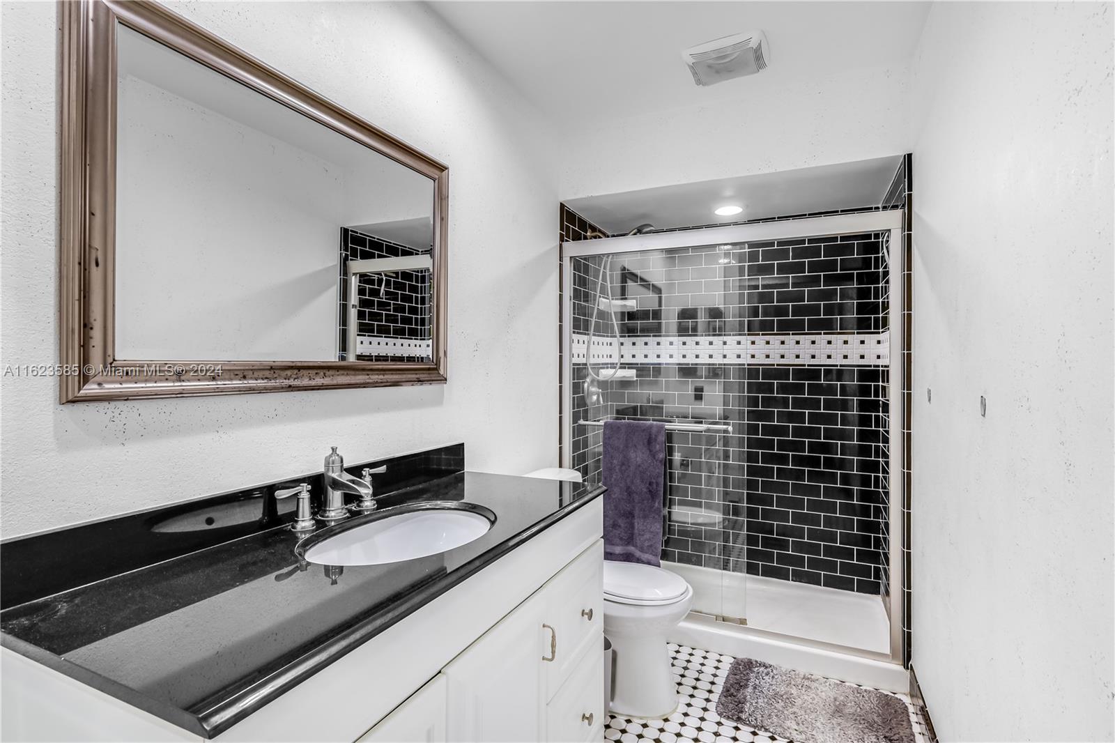 2970 NE 16th Ave # 305