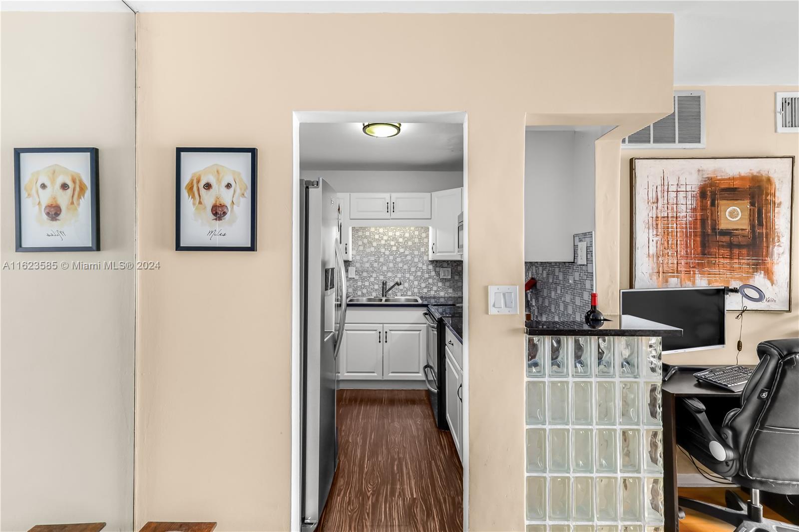 2970 NE 16th Ave # 305