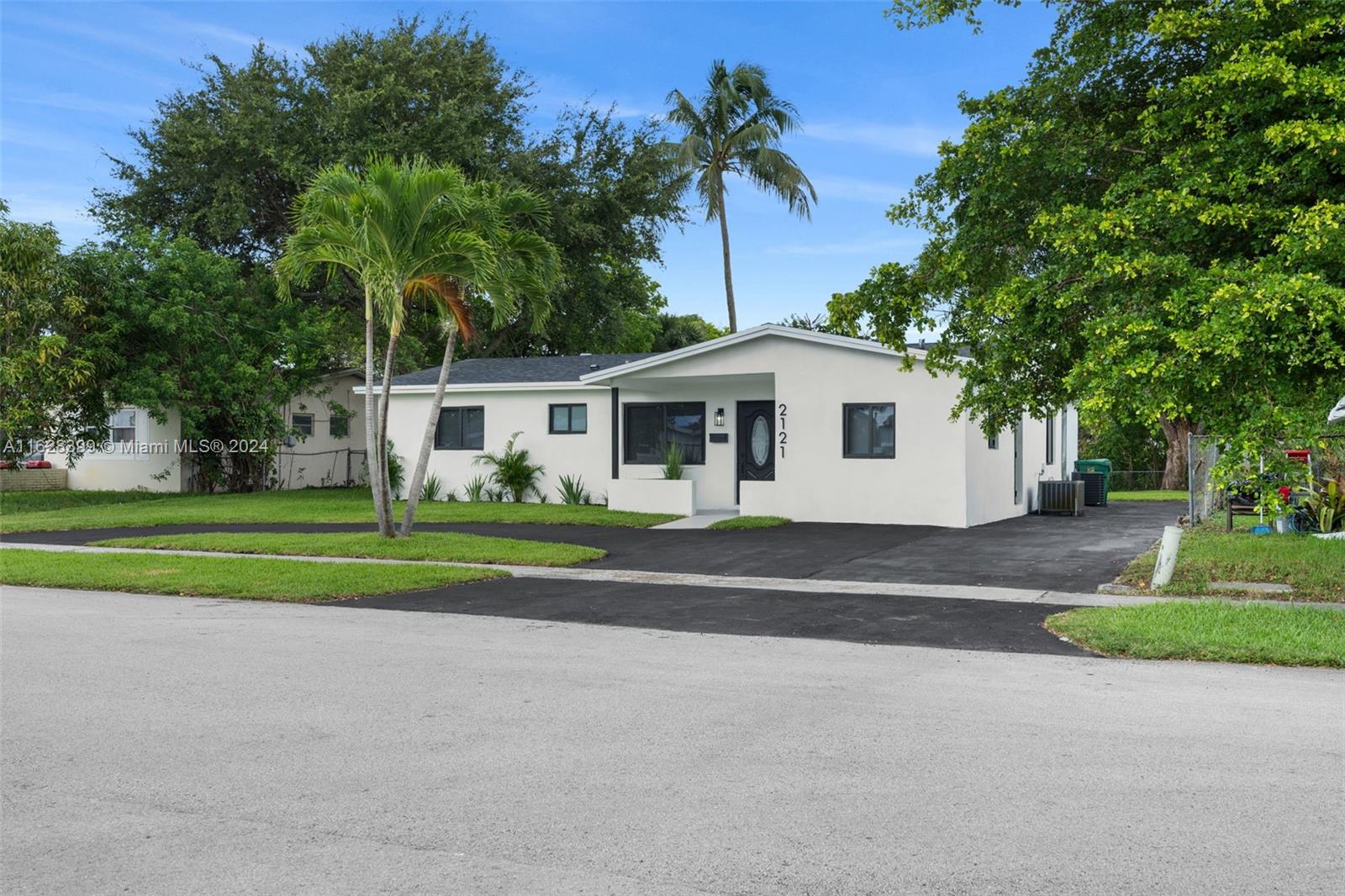 2121 NW 46th Ave