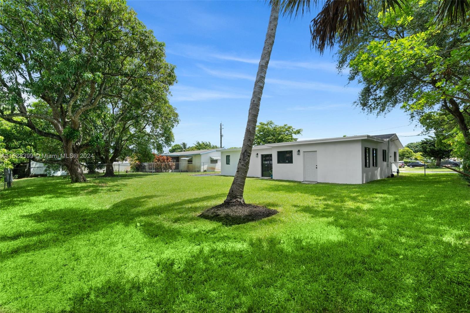 2121 NW 46th Ave