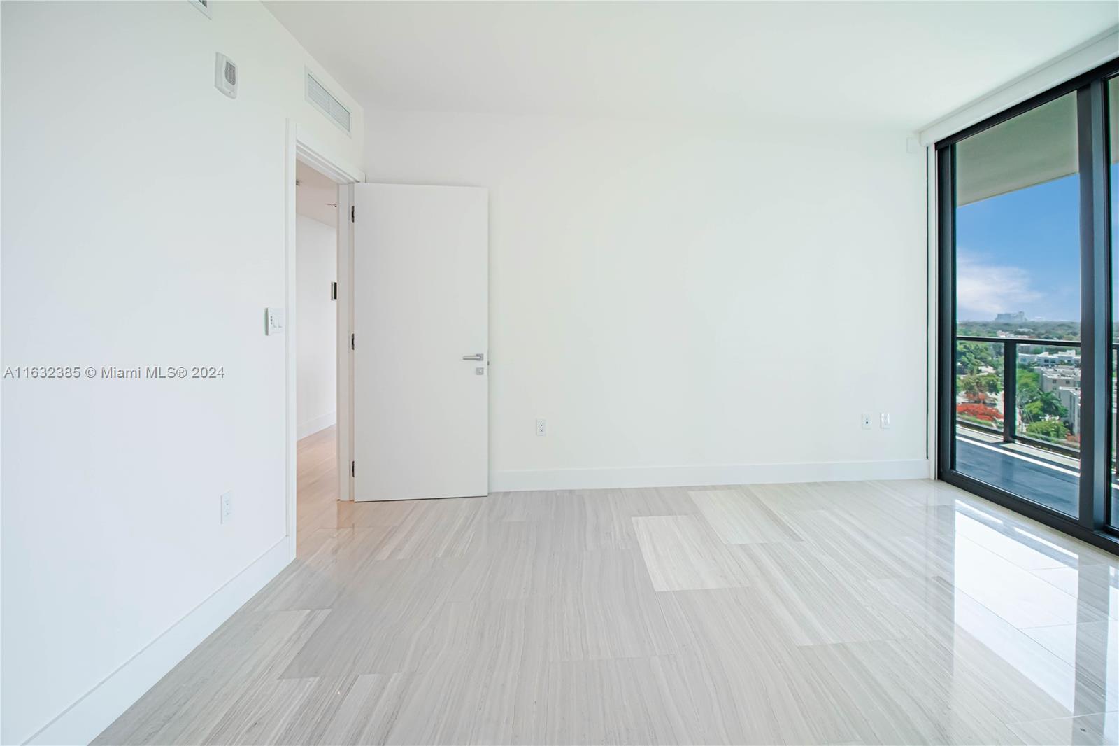 1451 Brickell Ave # 1205