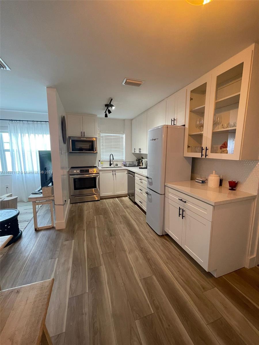 221 Meridian Ave # 507