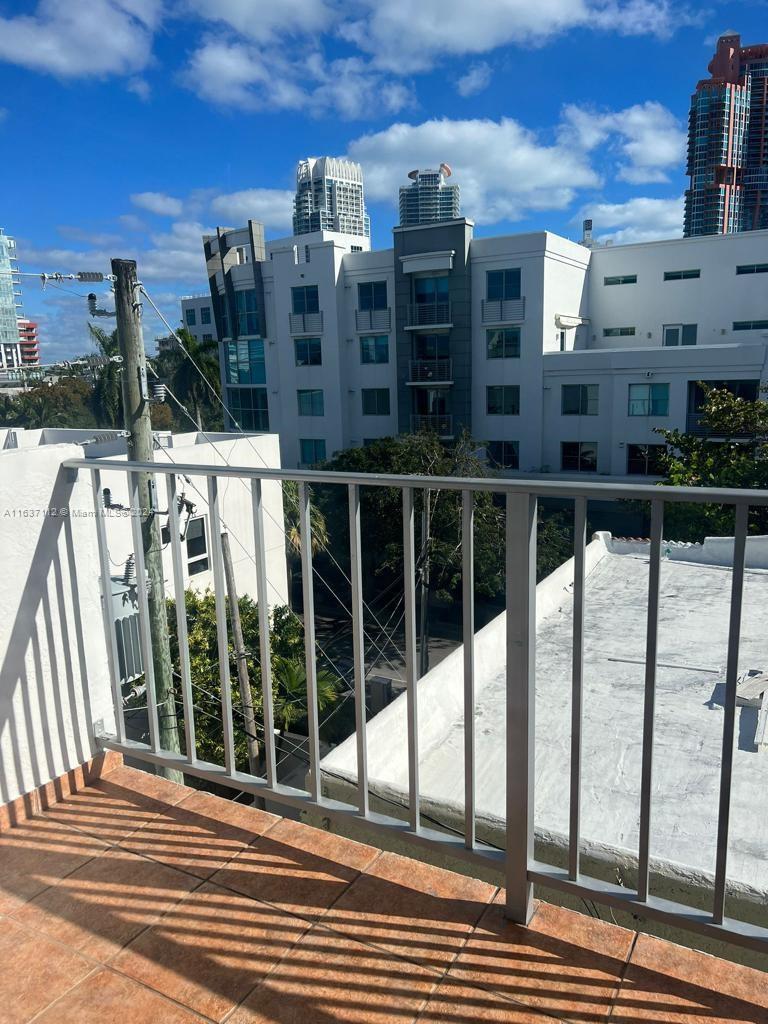 221 Meridian Ave # 507
