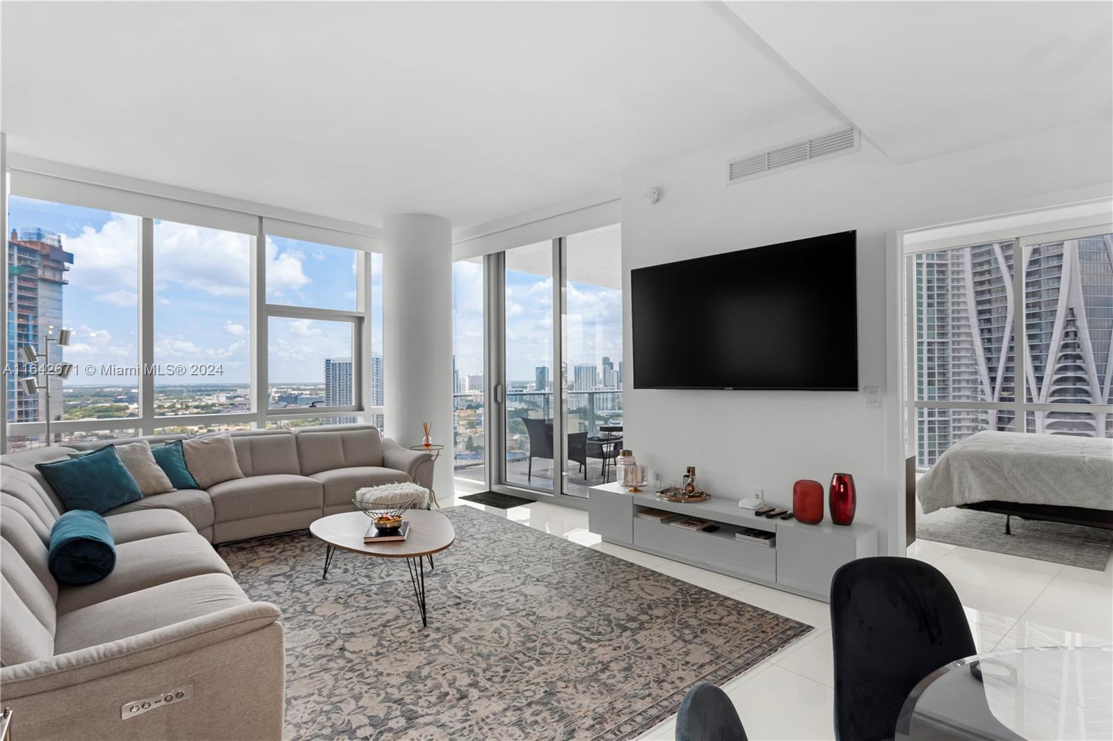 851 NE 1st Ave # 2401