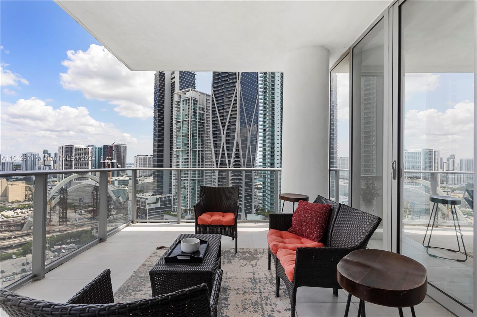 851 NE 1st Ave # 2401