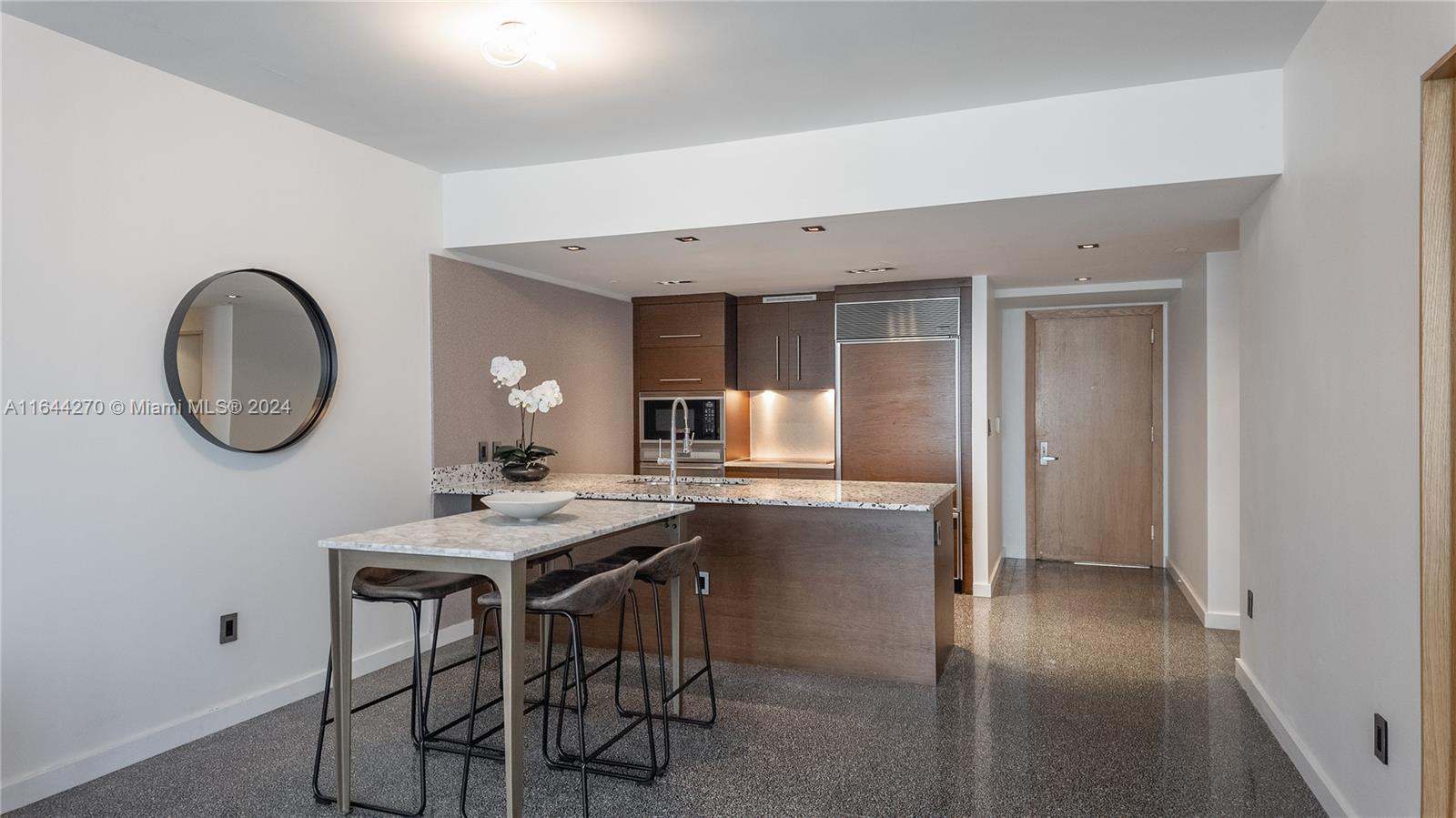 475 Brickell Ave # 2914