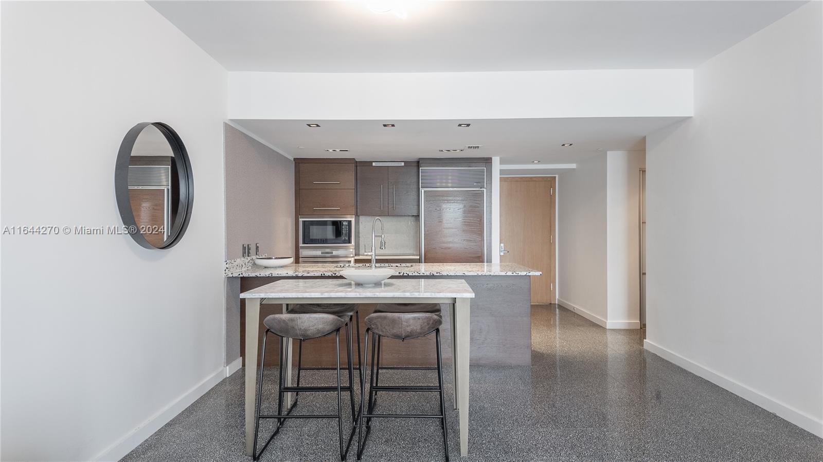 475 Brickell Ave # 2914