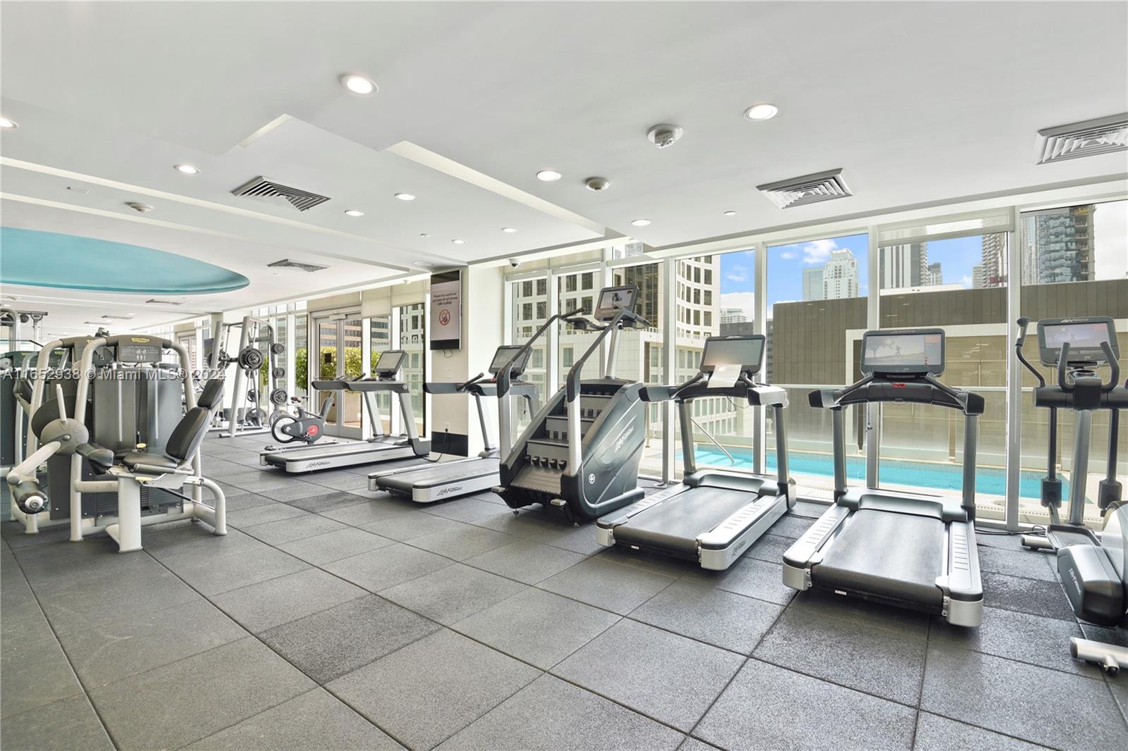 500 Brickell Ave # 3607