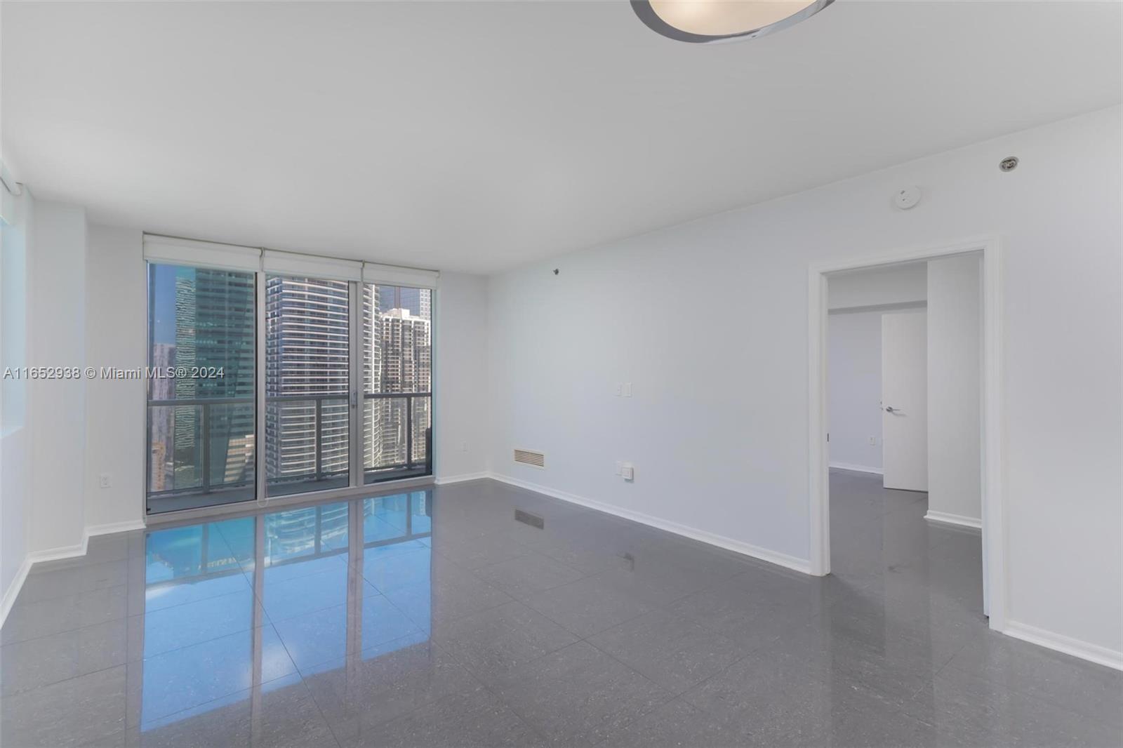 500 Brickell Ave # 3607