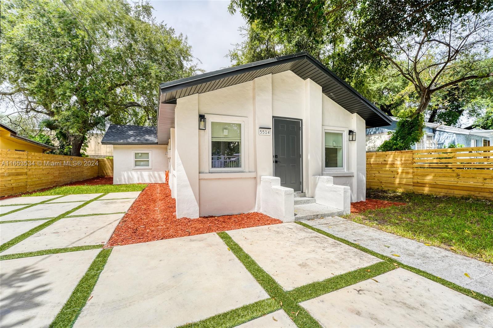 5514 NW 6th Ave