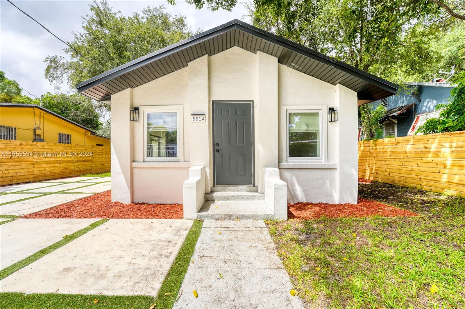 5514 NW 6th Ave