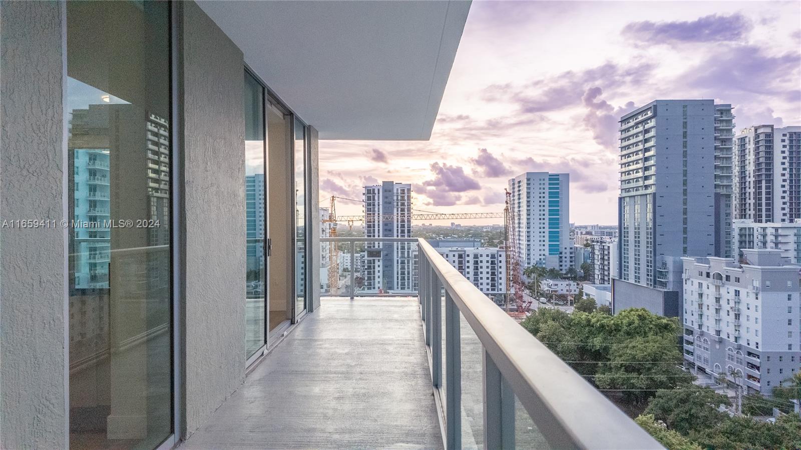79 SW 12th St Unit: 1712-S