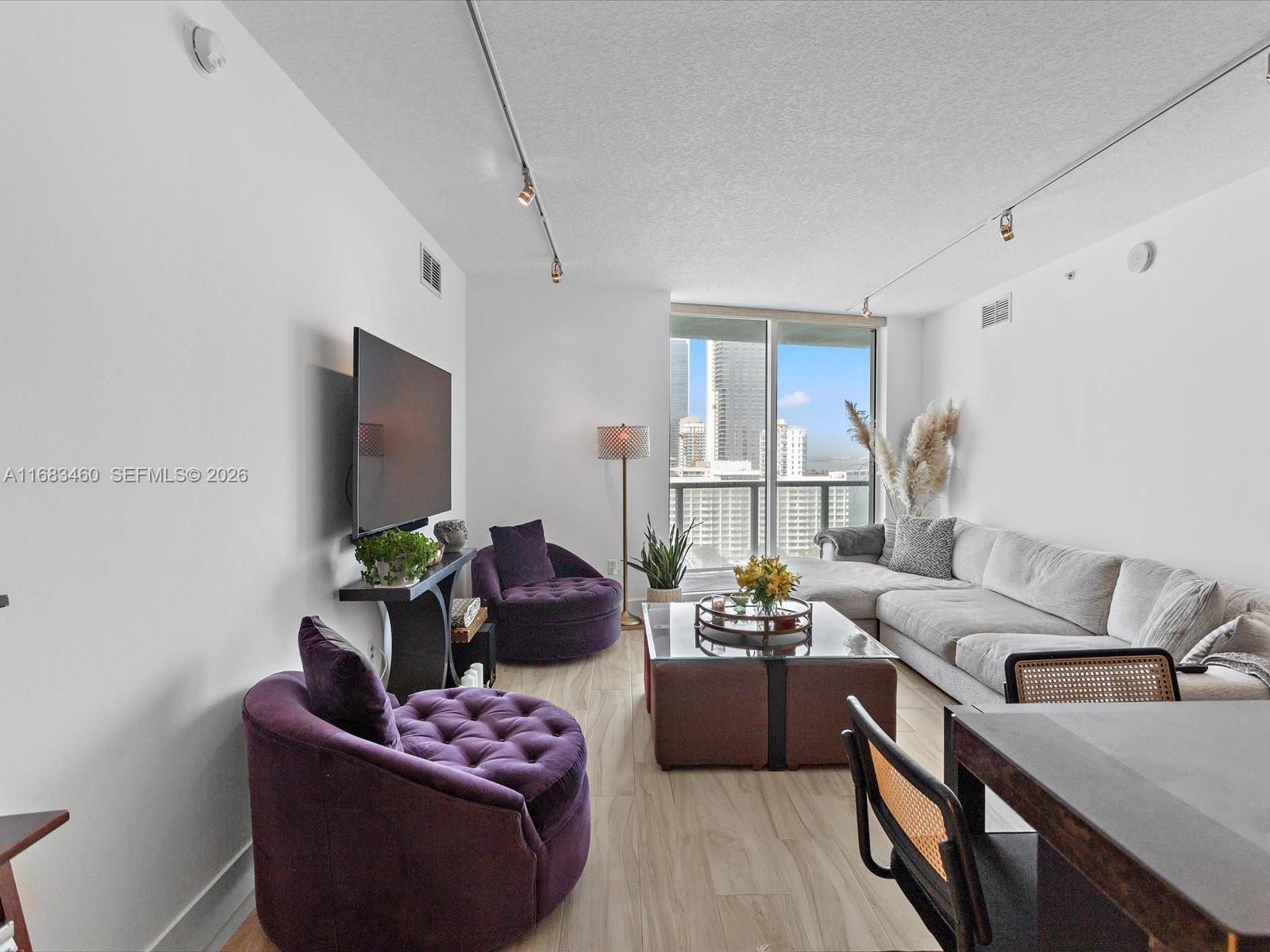 1900 N Bayshore Dr # 1704
