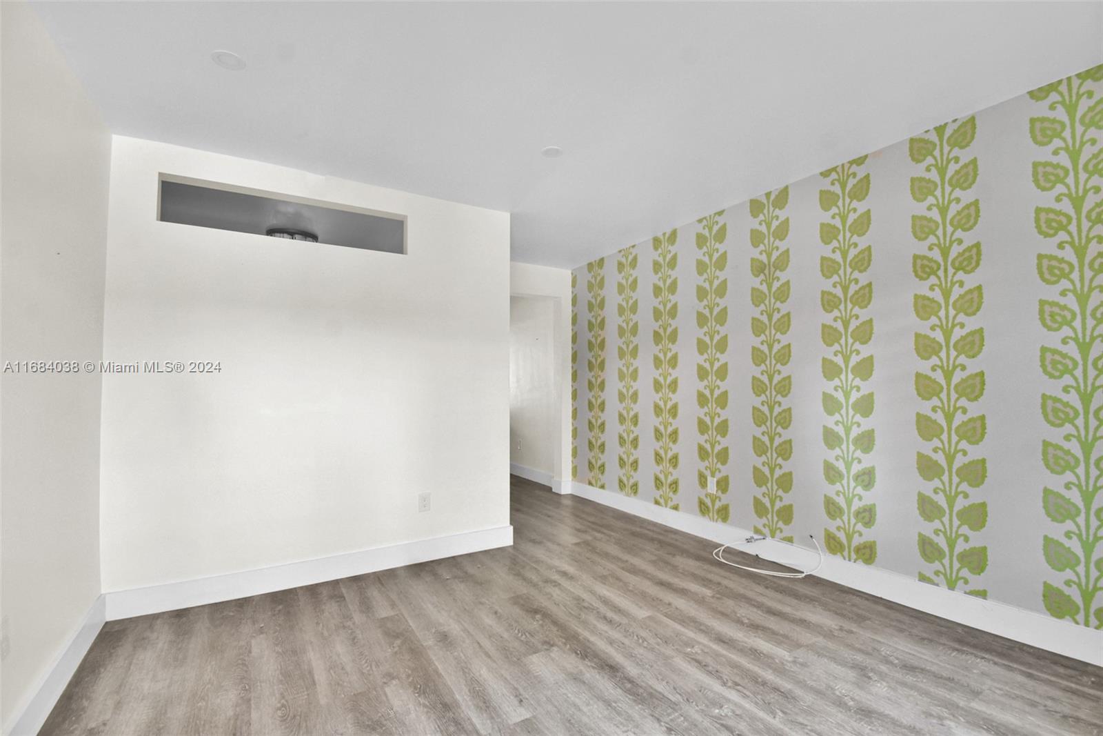 1050 Pennsylvania Ave # 12