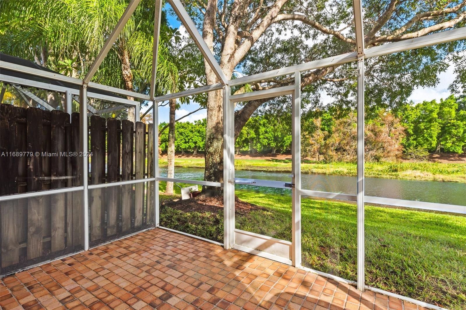 1300 Veracruz Ln # 9 Unit: 6-9