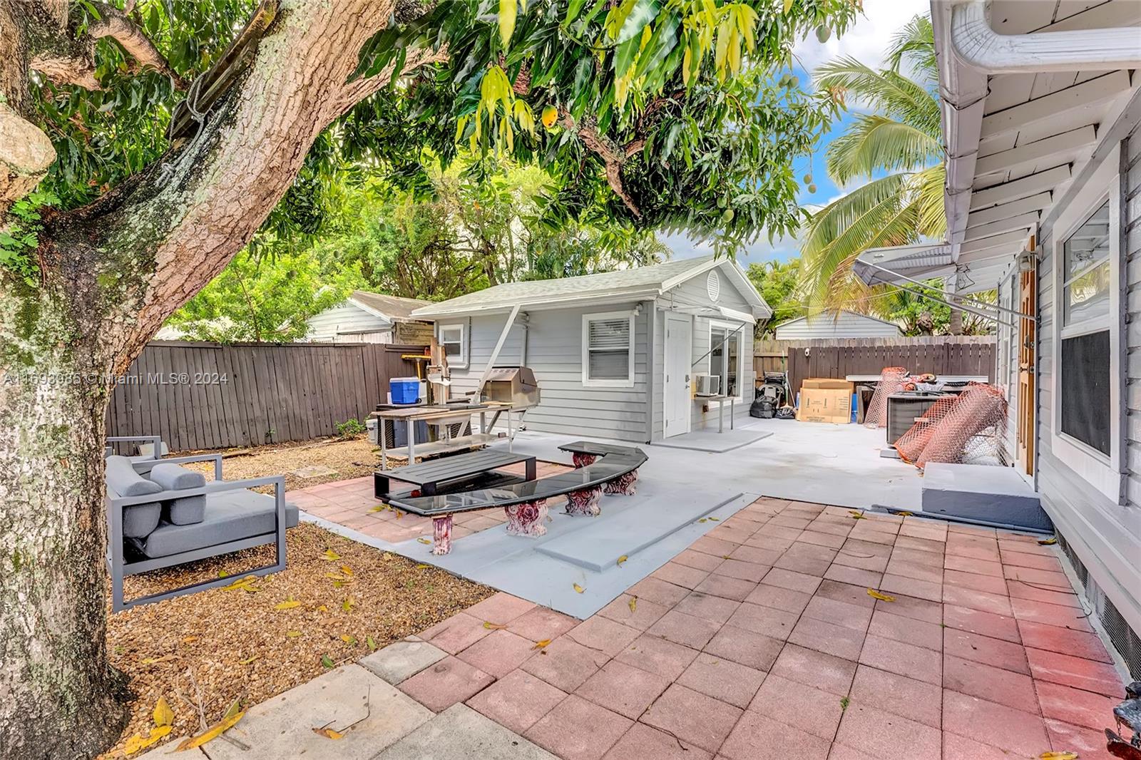107 SW 2nd Ct # 2 Unit: #2
