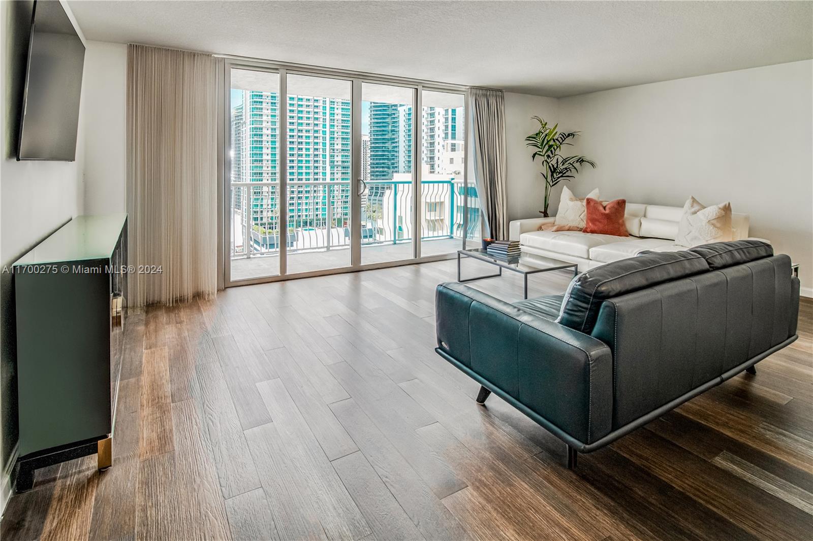 1200 Brickell Bay Dr # 2623