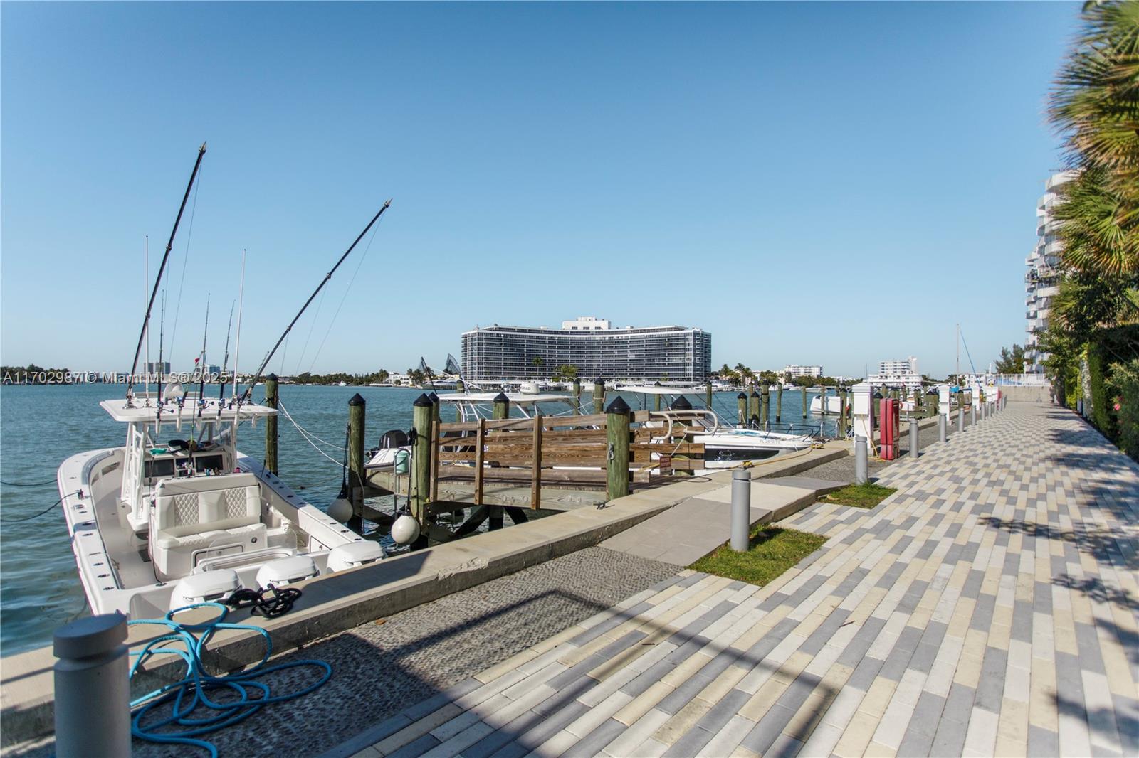 6800 Indian Creek Dr Unit: PH2