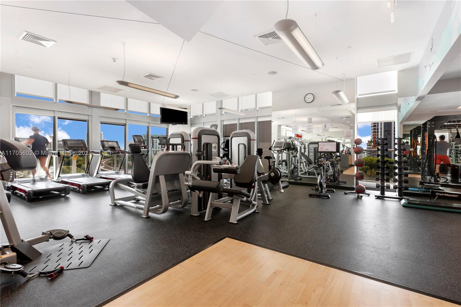 1111 SW 1st Ave Unit: 3721-N