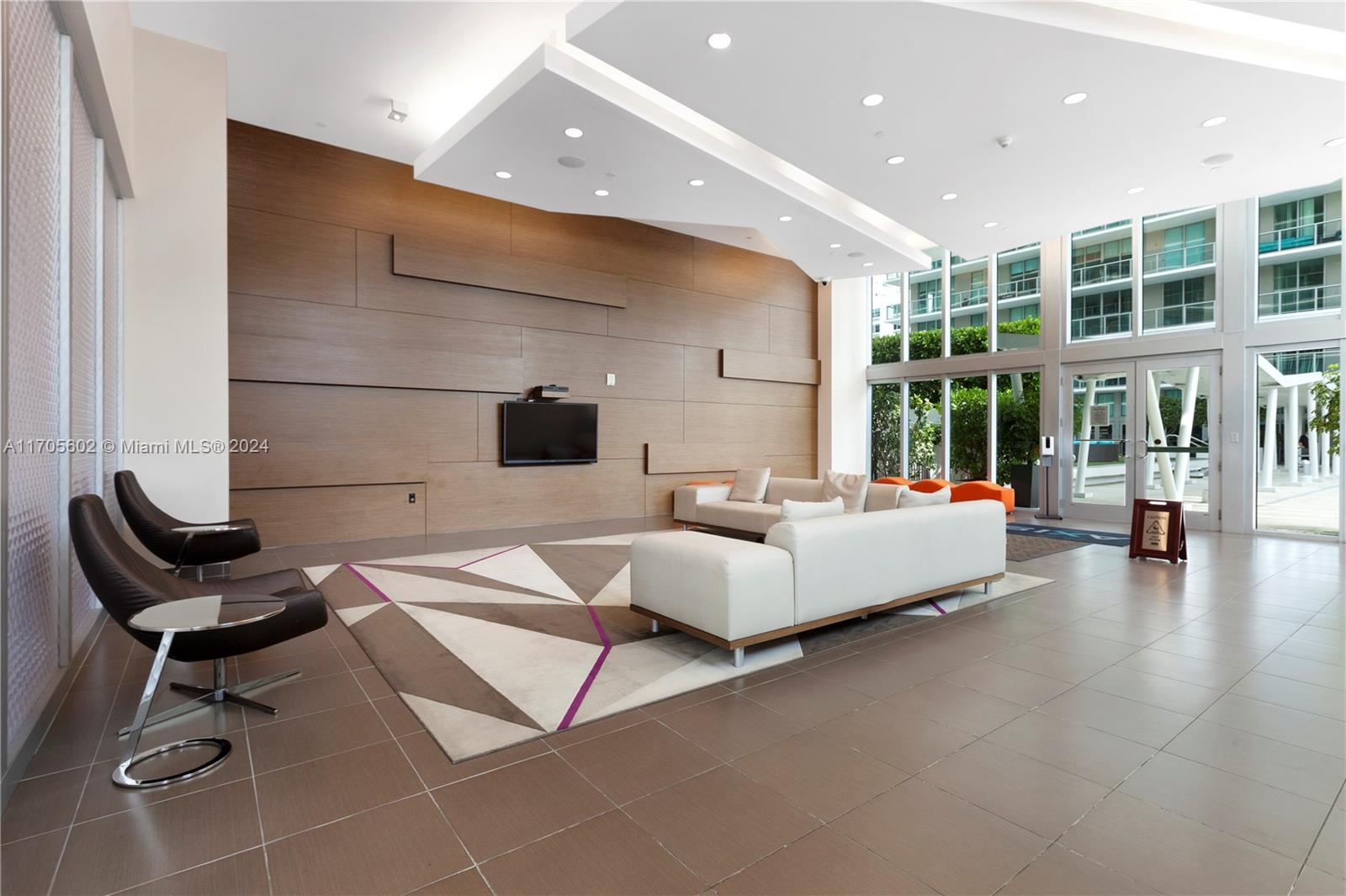 1111 SW 1st Ave Unit: 3721-N