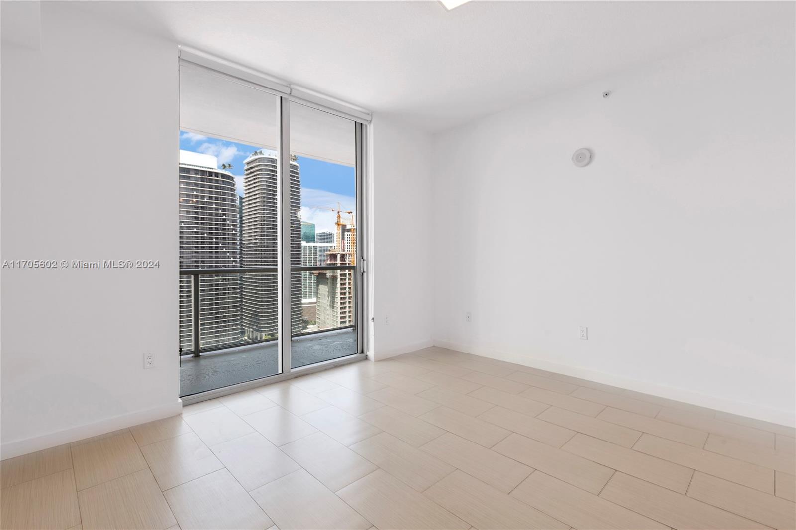 1111 SW 1st Ave Unit: 3721-N