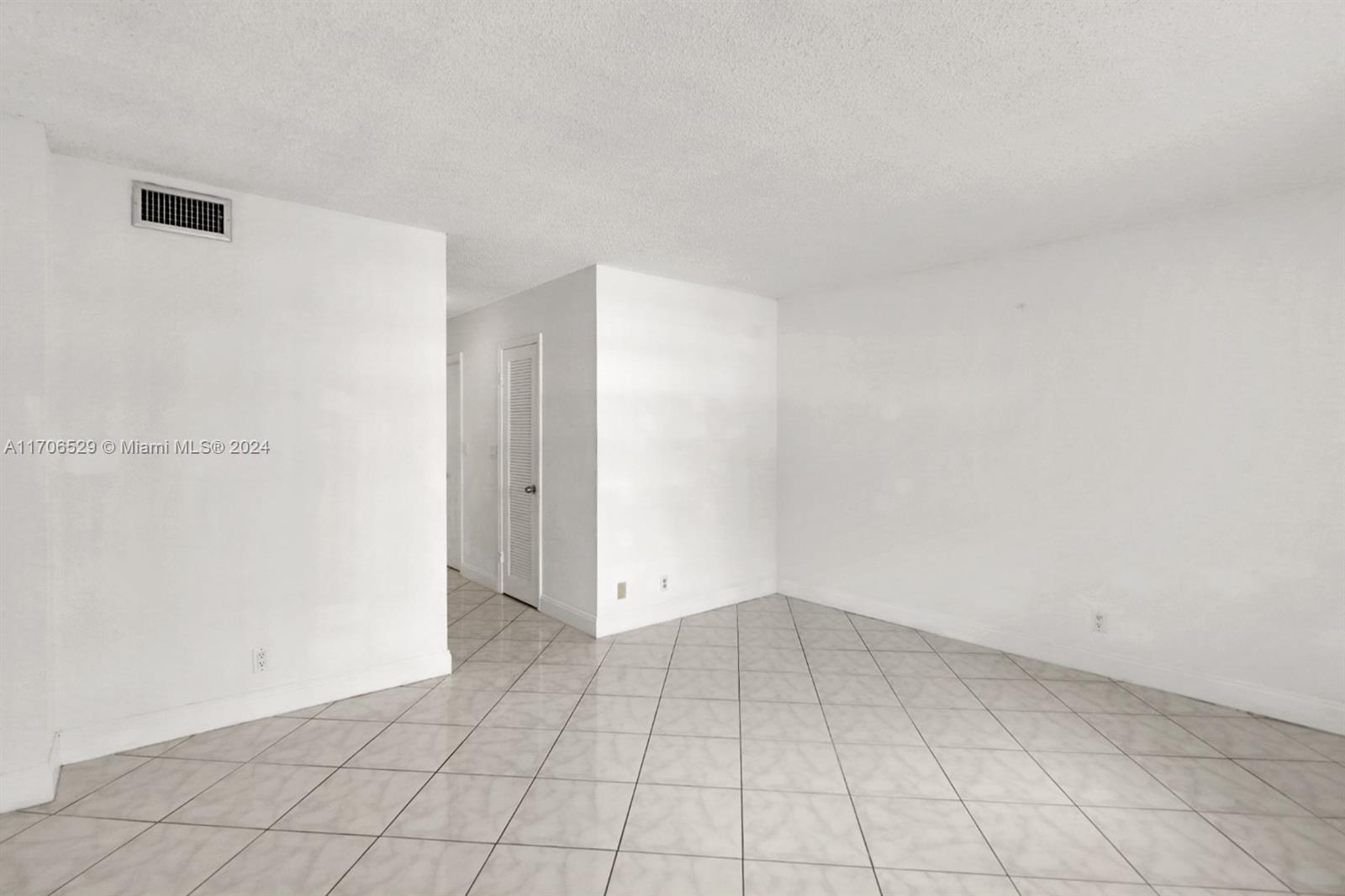 421 NE 14th Ave # 203