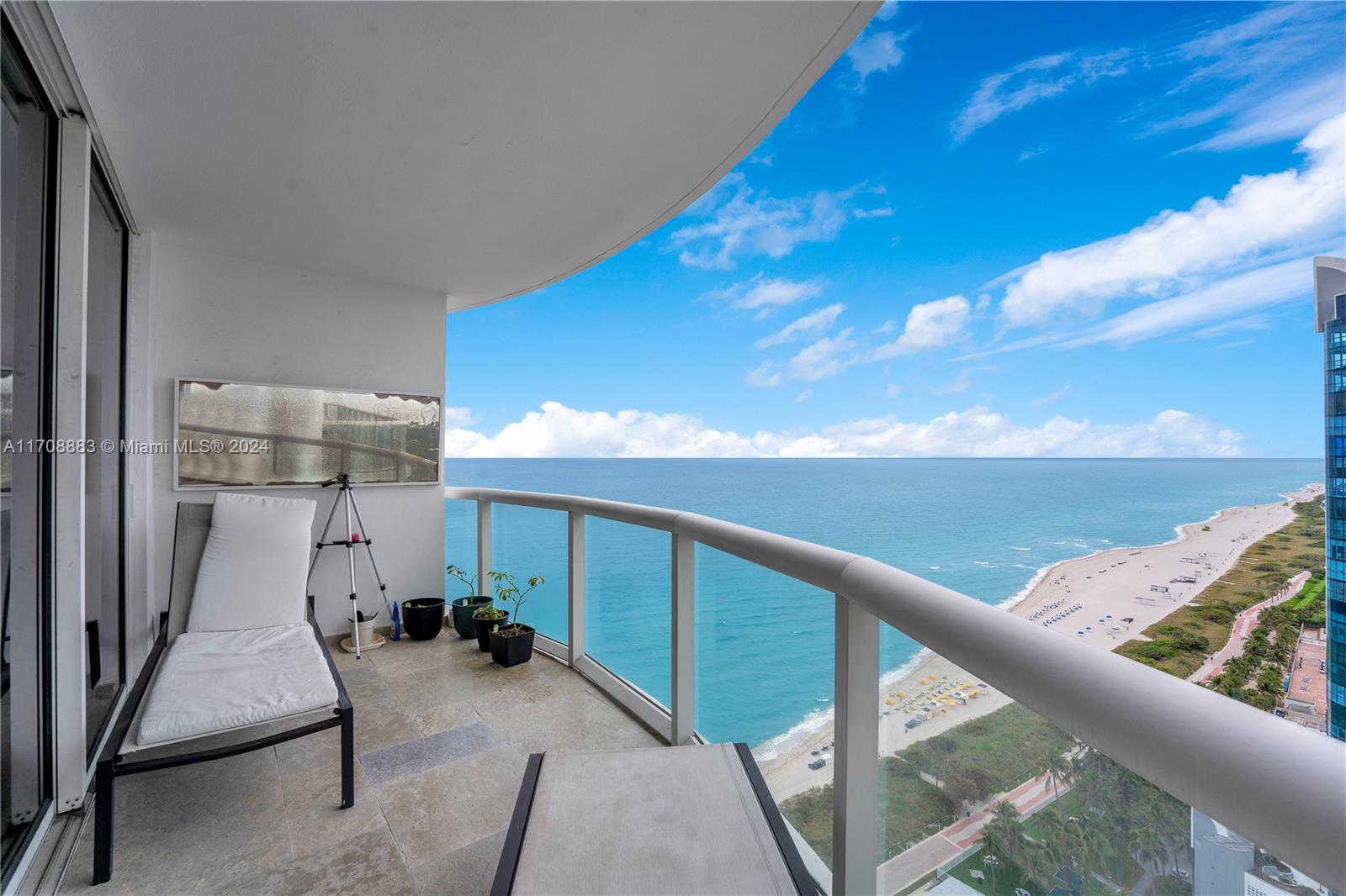 6365 Collins Ave # 2806