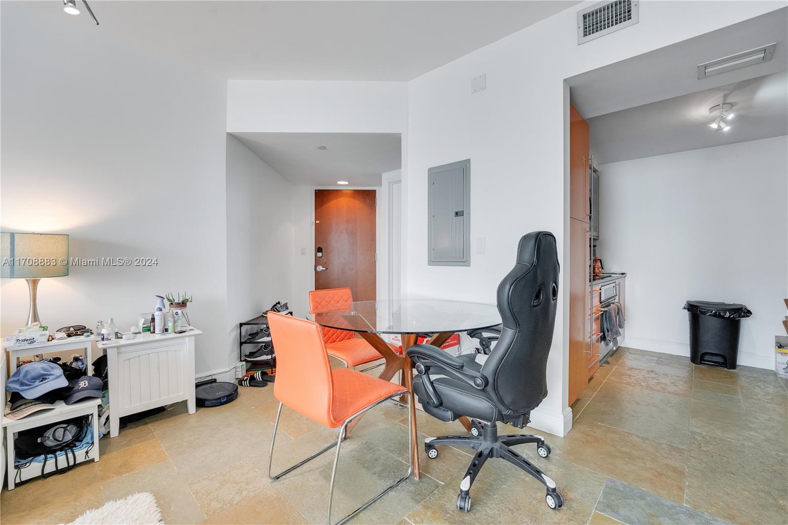 6365 Collins Ave # 2806