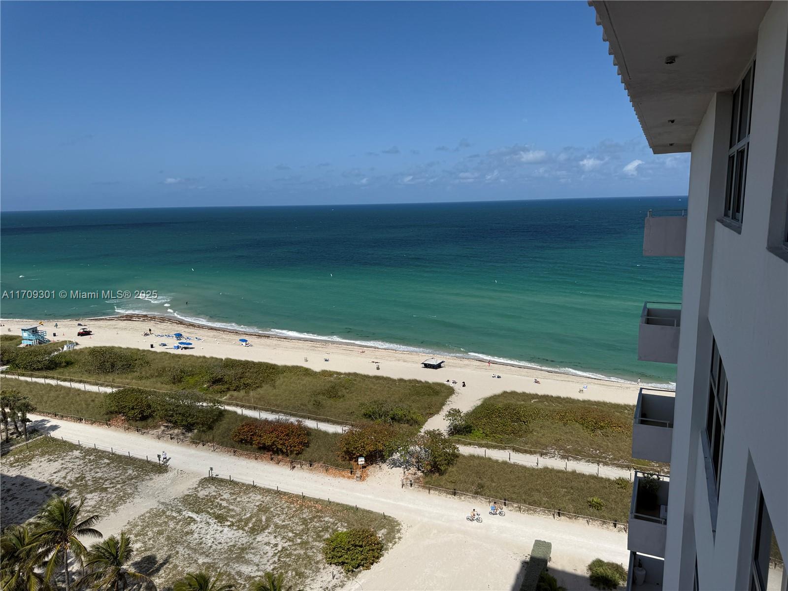 9225 Collins Ave # 1403