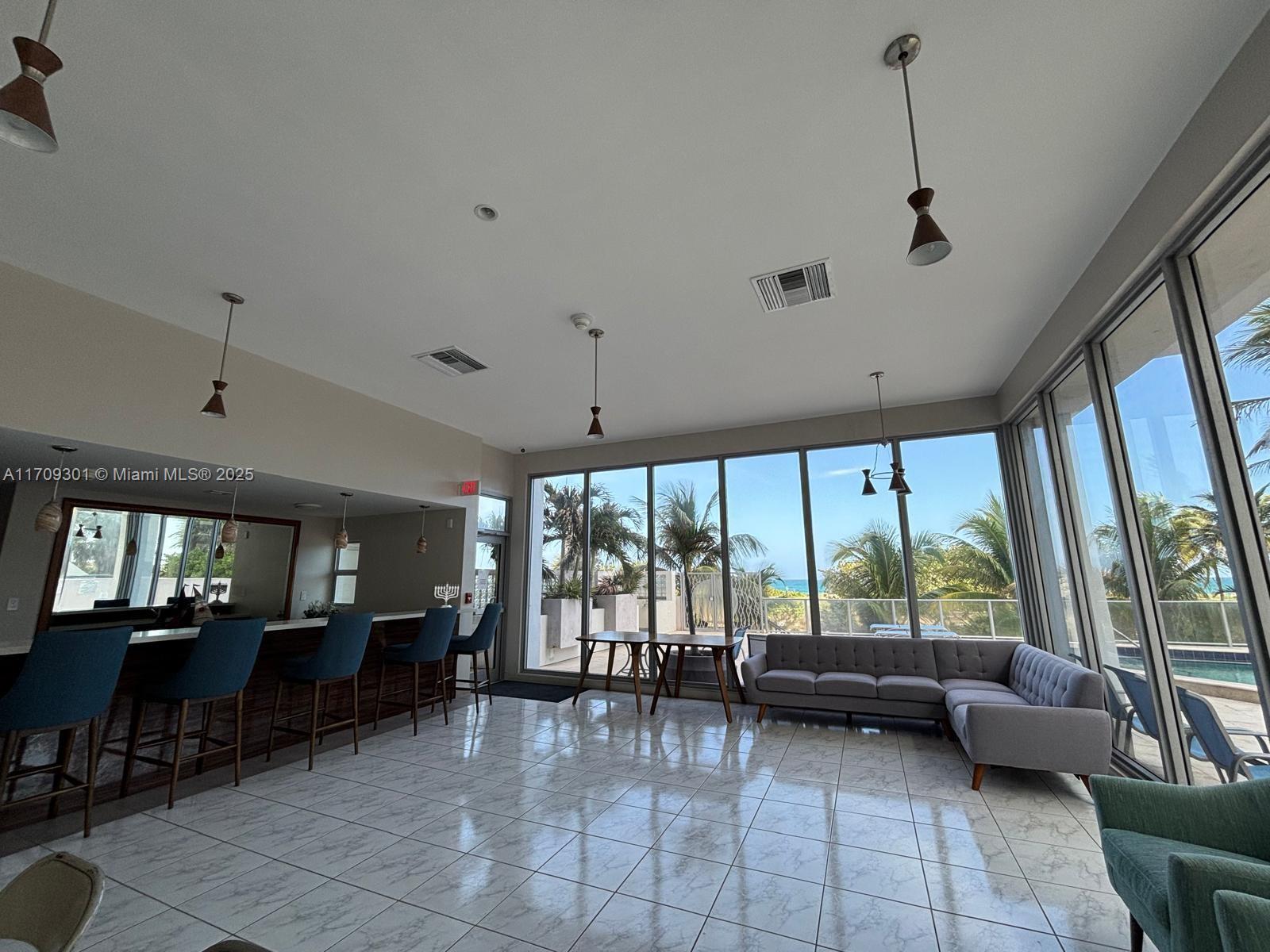 9225 Collins Ave # 1403