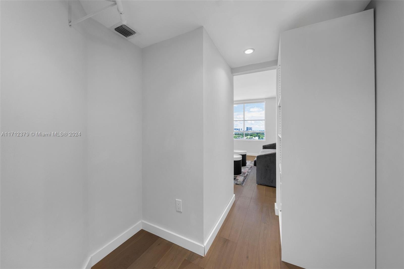 1900 Sunset Harbour Dr # 1411