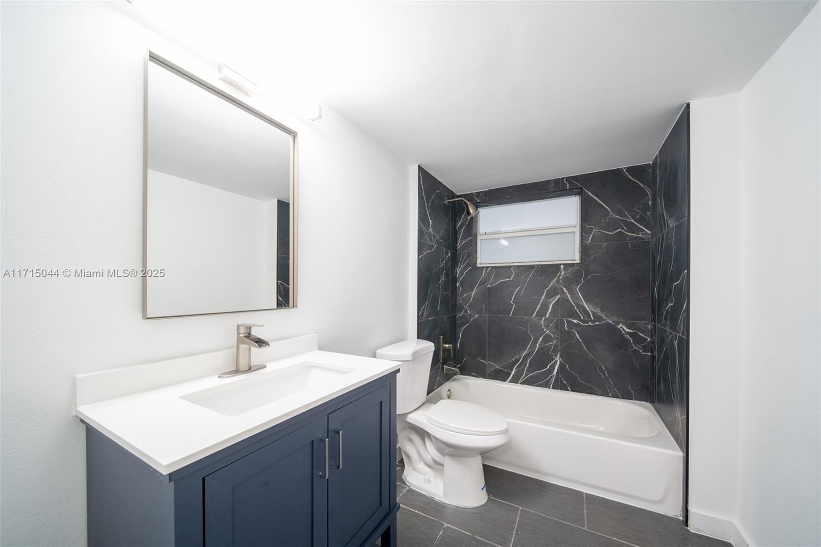 9200 E Bay Harbor Dr # 2