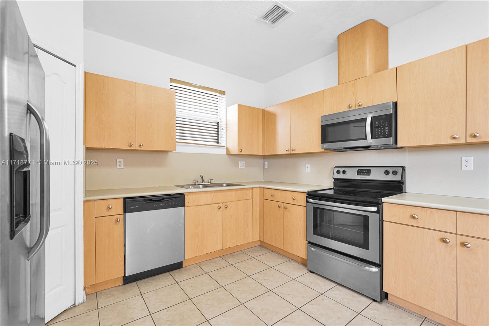 2507 SW 153rd Pl