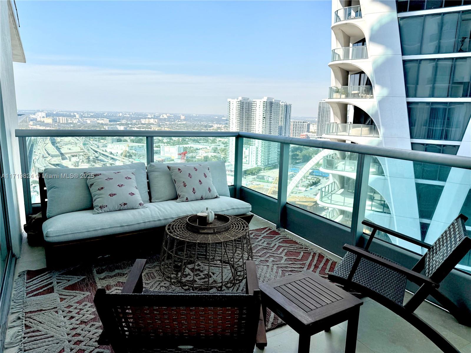 900 Biscayne Blvd # 3110